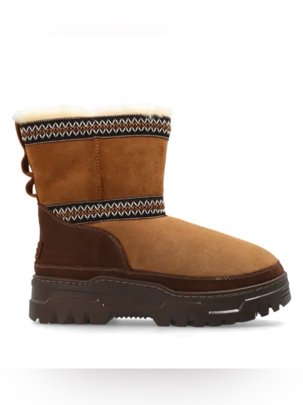 UGG Classic Chestnut Mini Trailgazer